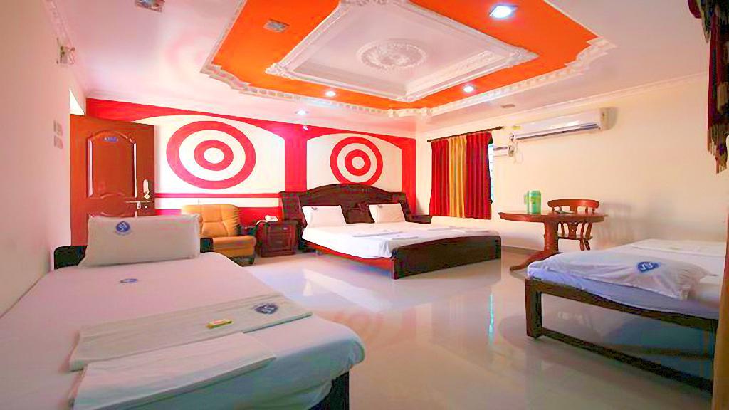 Hotel Sri Saravana Rāmeswaram Buitenkant foto