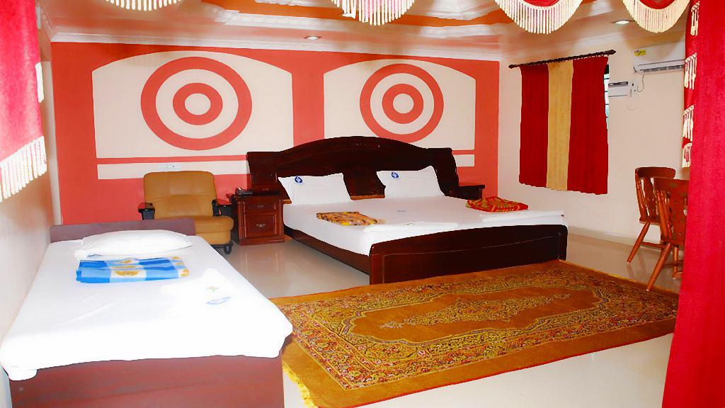 Hotel Sri Saravana Rāmeswaram Buitenkant foto